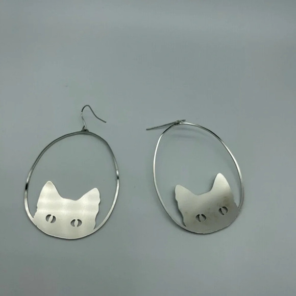 Cat Hoop Earrings in Silver - Picture 1 of 6